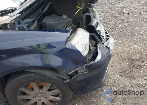 2015 Chrysler Town & Country Touring z USA, uszkodzony, nr VIN 2C4RC1BG3FR544523